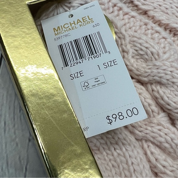 MICHAEL KORS Pink Cable Knit Hat and Scarf Set-NWT - Picture 6 of 7